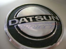 DATSUN オーナメント エンブレム (社外メタル製/S30)