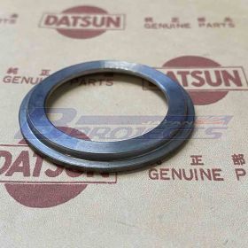 リヤ アクスル ベアリング スペーサー (純正)